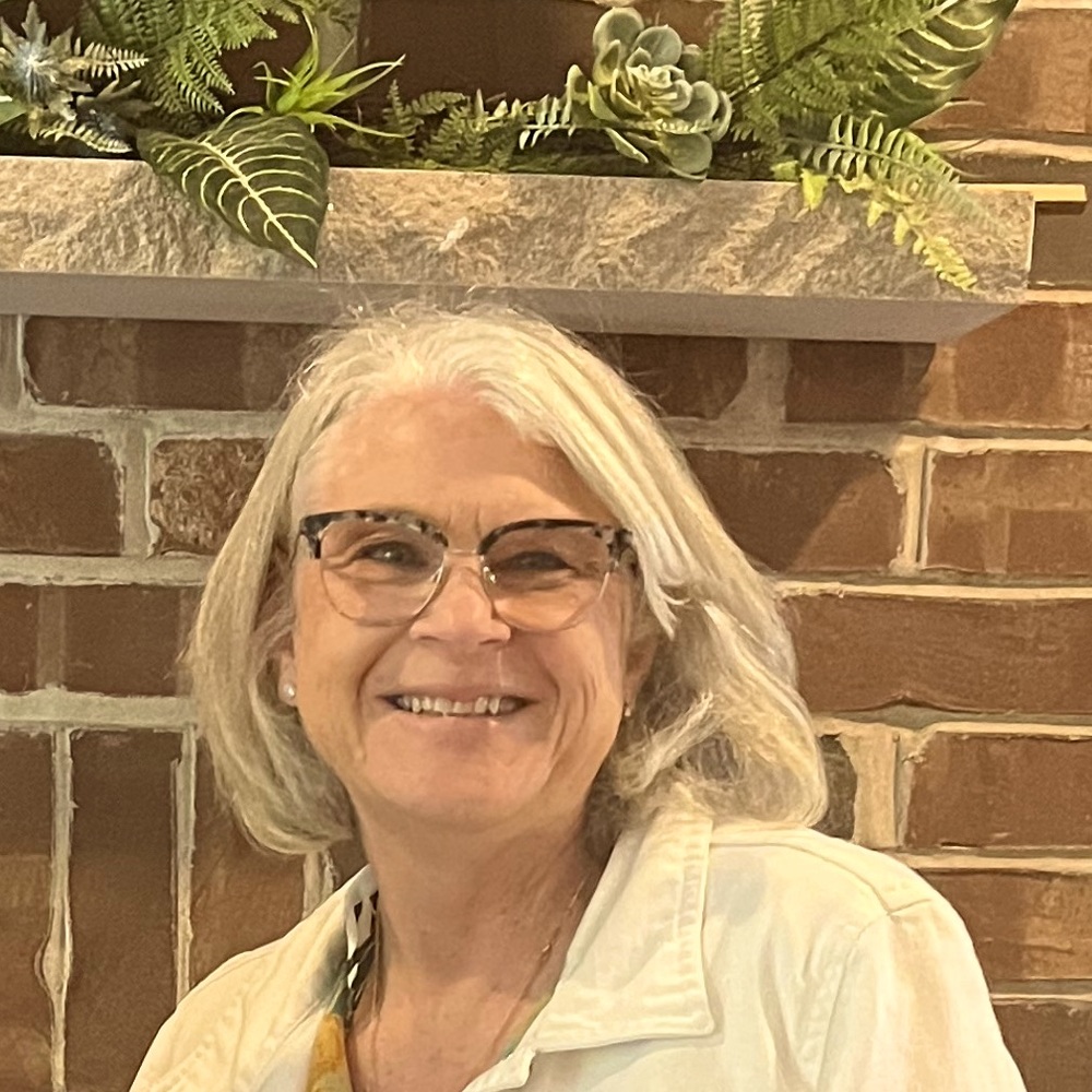 Meet your Posher, Pamela